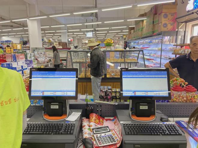 挝磨丁快乐购生活超市高效收银澳门新葡京【棒仔科技】助力老(图2) 挝磨丁快乐购生活超市高效收银澳门新葡京【棒仔科技】助力老(图2)